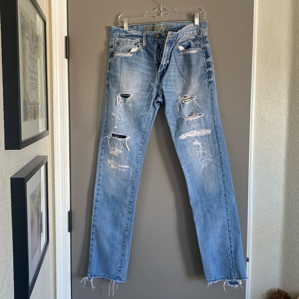 American Eagle Outfitters - slim, distressed jeans